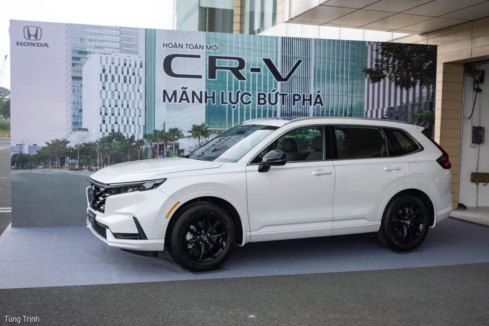 8164289 honda cr v 2023 viet nam 66 (Đánh giá xe) Honda CR-V e:HEV RS – Chiếc xe Hybrid thú vị với hàng loạt công nghệ hiện đại đáng trải nghiệm