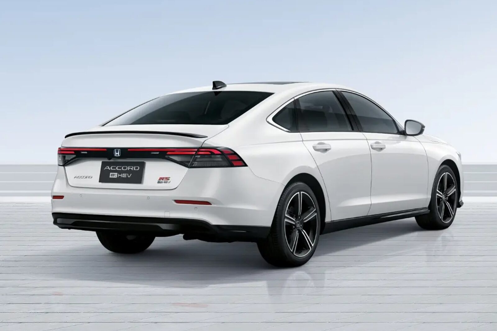 ACCORD 2026 2 Honda Accord ra mắt phiên bản mới: "Thêm Option - Giảm giá bán"